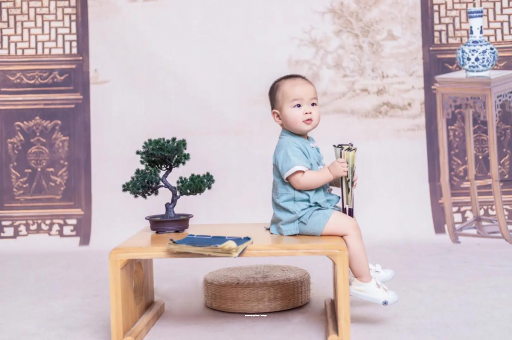 锦州宝宝反复发烧呕吐